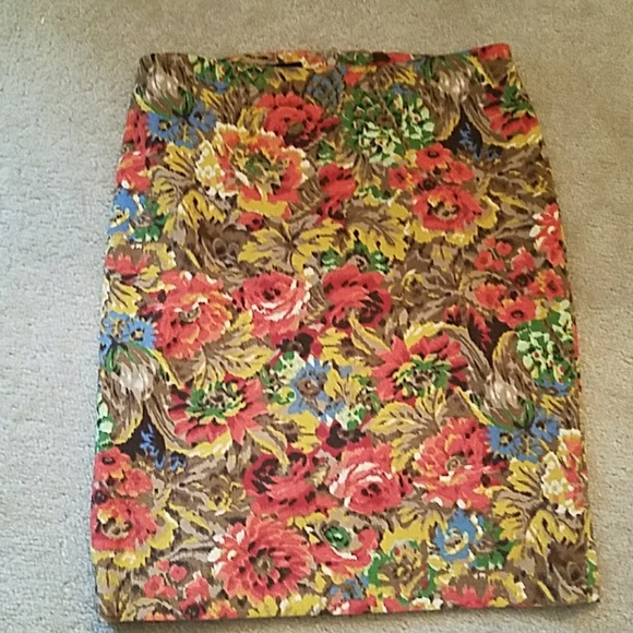 Talbots Dresses & Skirts - Talbots floral skirt